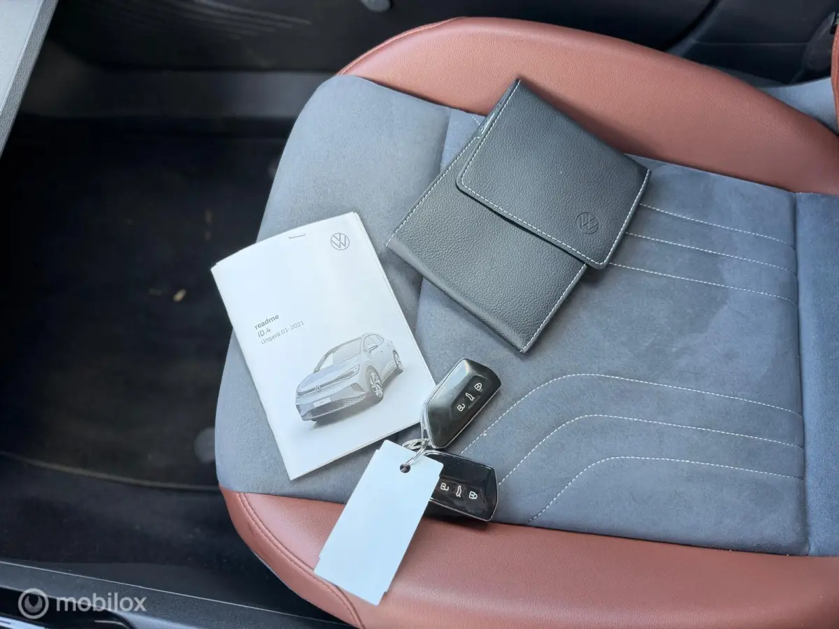 First 77 kWh |SOH89% | Trekhaak Af Fabriek | 20 Inch | Camera | Leder/Alcantara | Incl. BTW