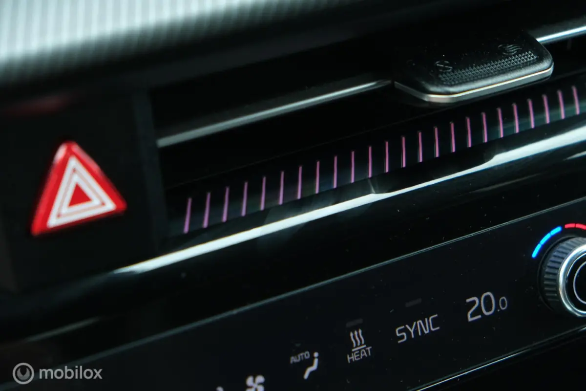 GT-Line 77.4 kWh | Adaptive Cruise | HUD | 360 camera | SOH 100% | Meridian Audio |Stoelverwarming en ventilatie | 20 inch |Stuurwielverwarming | CarPlay