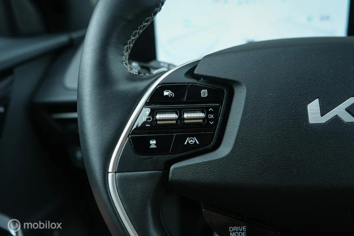 GT-Line 77.4 kWh | Adaptive Cruise | HUD | 360 camera | SOH 100% | Meridian Audio |Stoelverwarming en ventilatie | 20 inch |Stuurwielverwarming | CarPlay