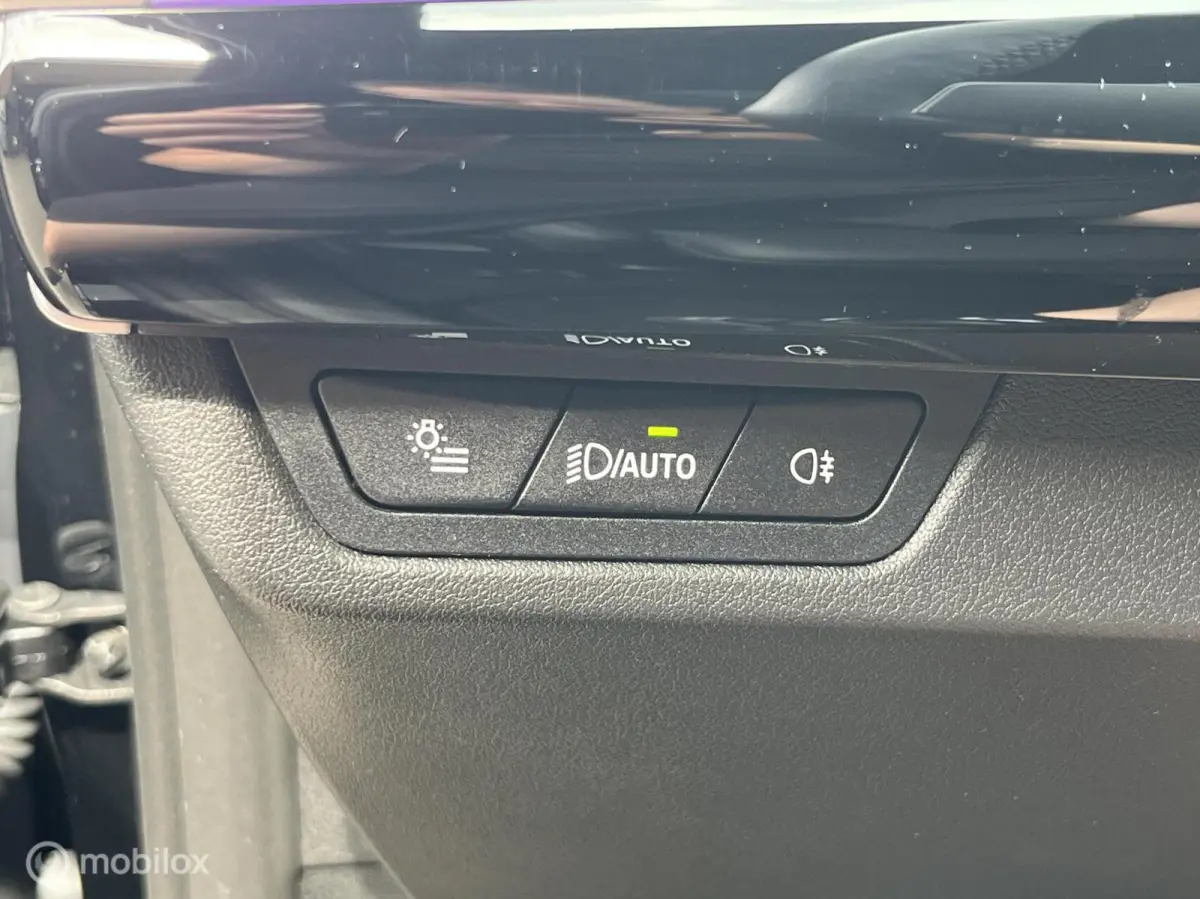 sDrive18i M-PAKKET*PANO-DAK*LED*CRUISE*PDC*LEDER*