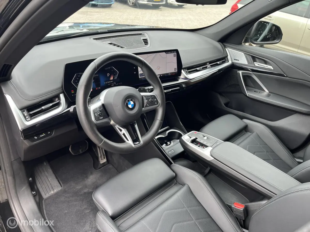 sDrive18i M-PAKKET*PANO-DAK*LED*CRUISE*PDC*LEDER*