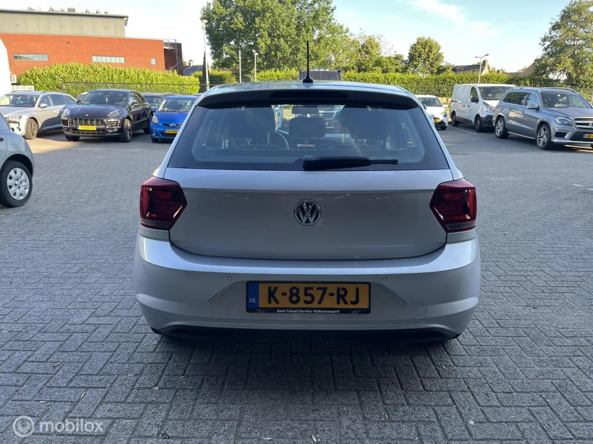 1.0 MPI Trendline STOELVERWARMING*PDC*CRUISE*