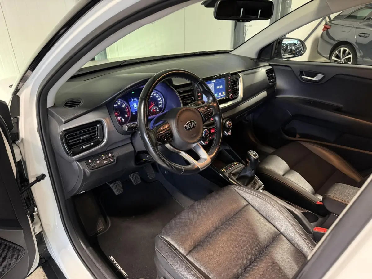 1.0 T-GDi ExecutiveLine Camera Trekhaak Carplay