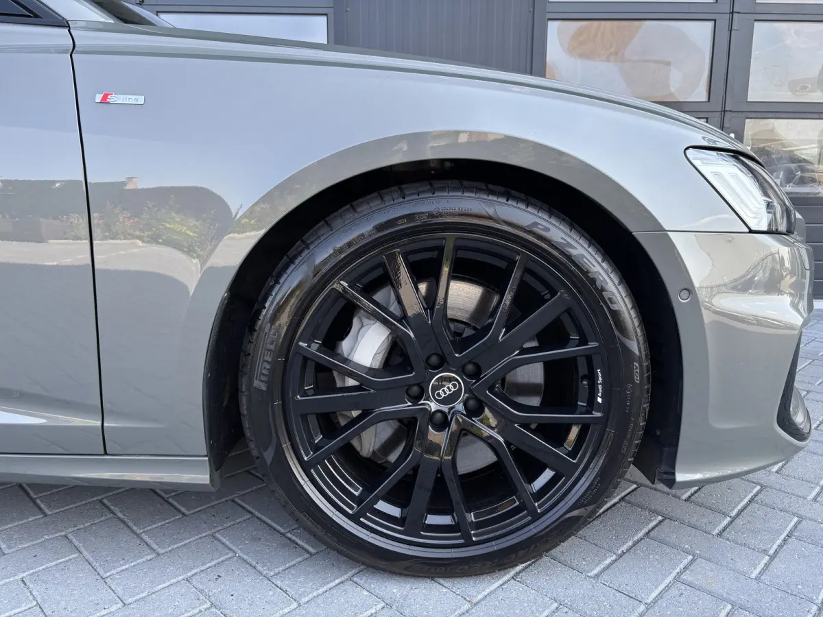 50 TFSI e quattro S-Line Competition