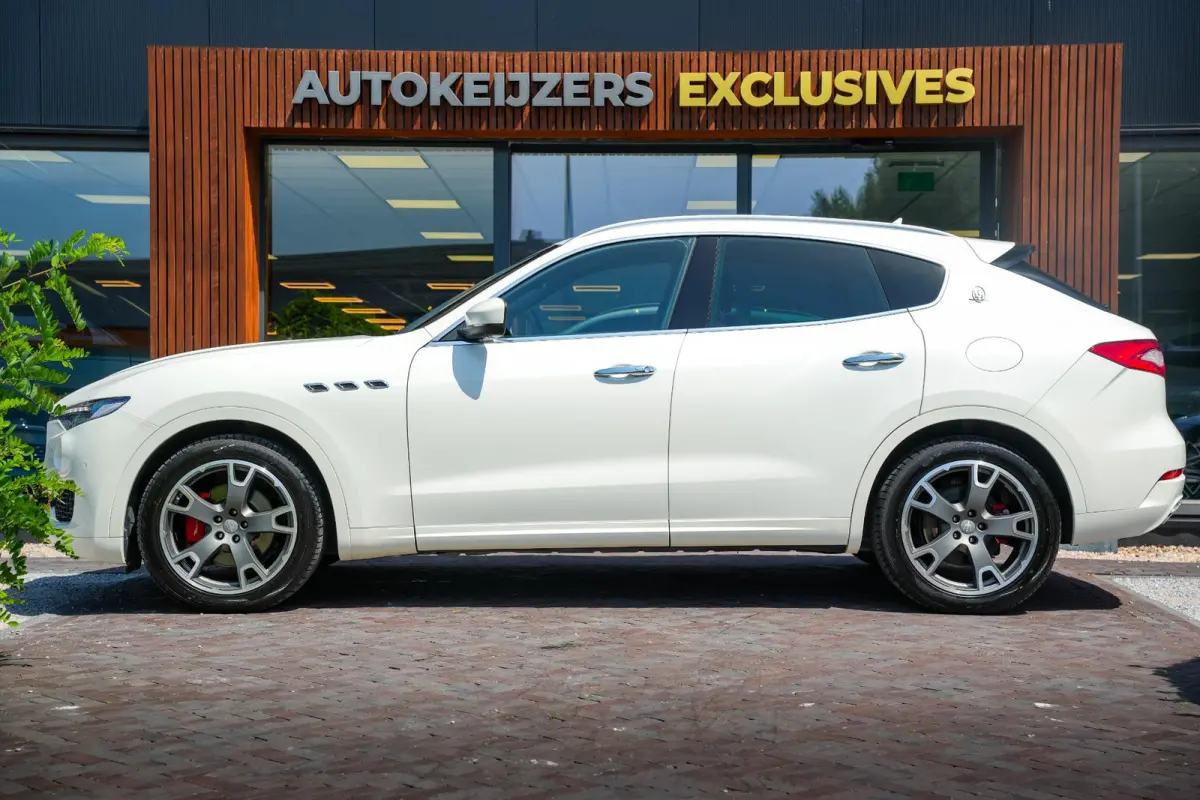 3.0 V6 D AWD GranLusso