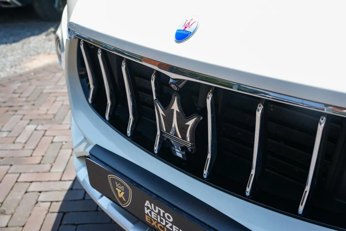 3.0 V6 D AWD GranLusso