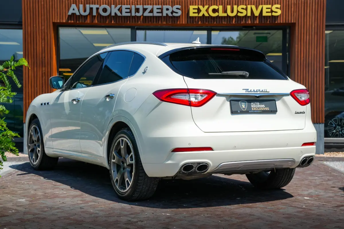 3.0 V6 D AWD GranLusso