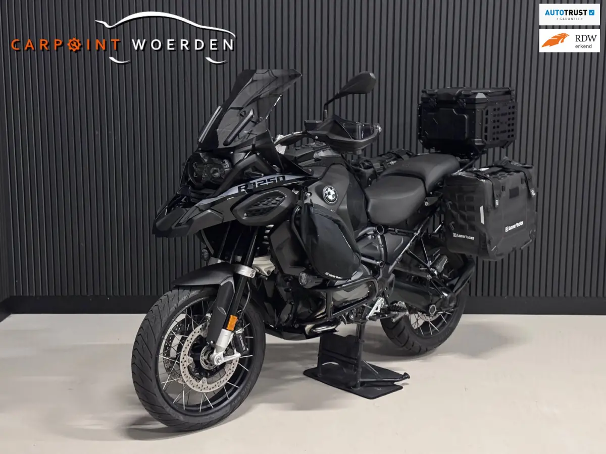 All-Road TRIPLE BLACK | AKRAPOVIC | ALLE PAKKETTEN!