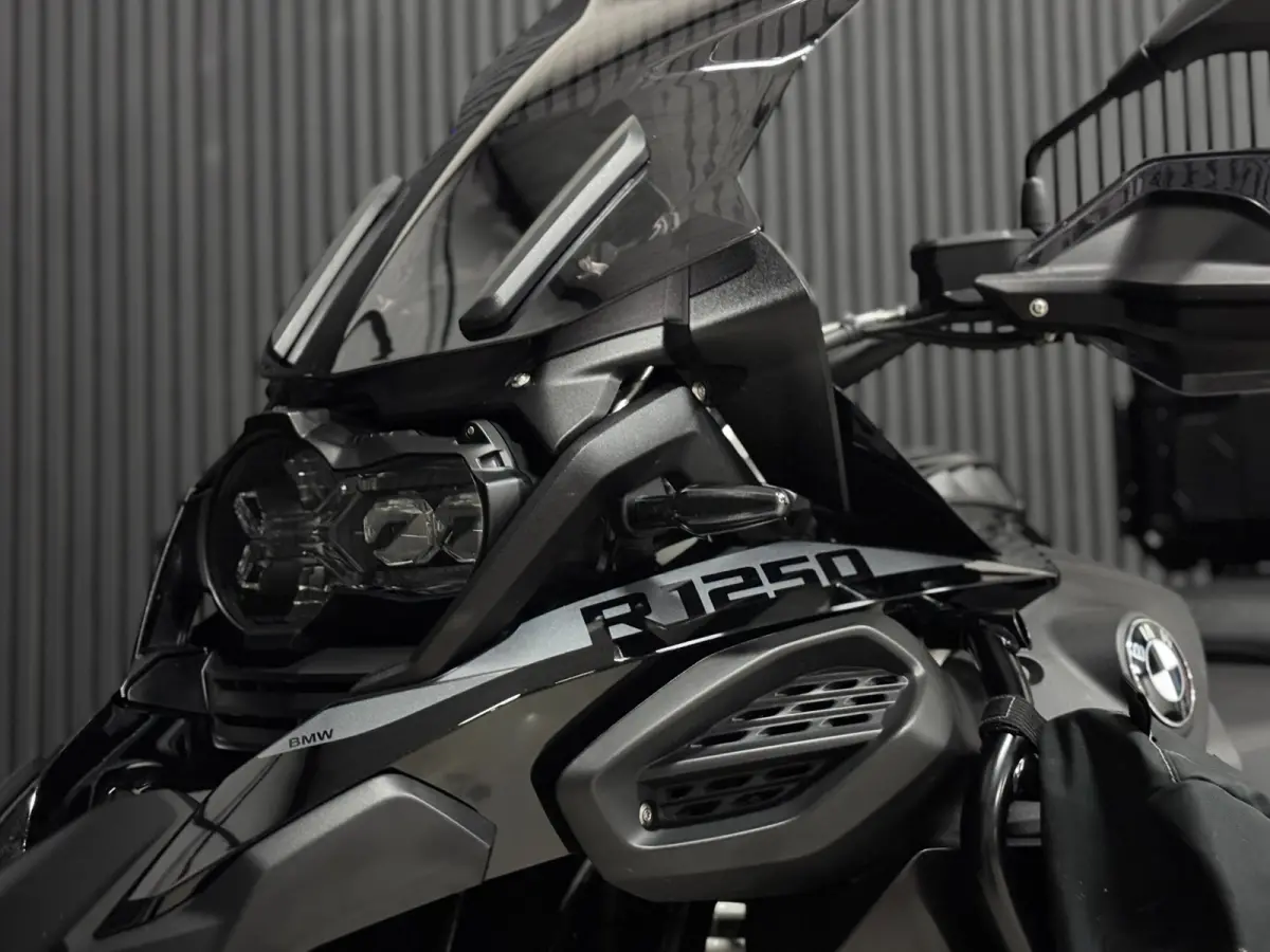 All-Road TRIPLE BLACK | AKRAPOVIC | ALLE PAKKETTEN!