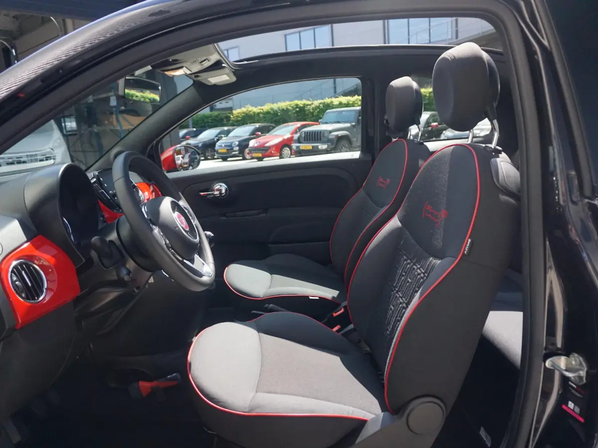 Hybrid RED | Cabrio | Airco | Cruise | PDC | Apple Carplay