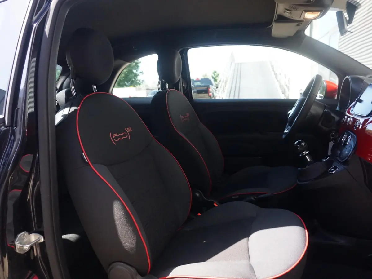 Hybrid RED | Cabrio | Airco | Cruise | PDC | Apple Carplay