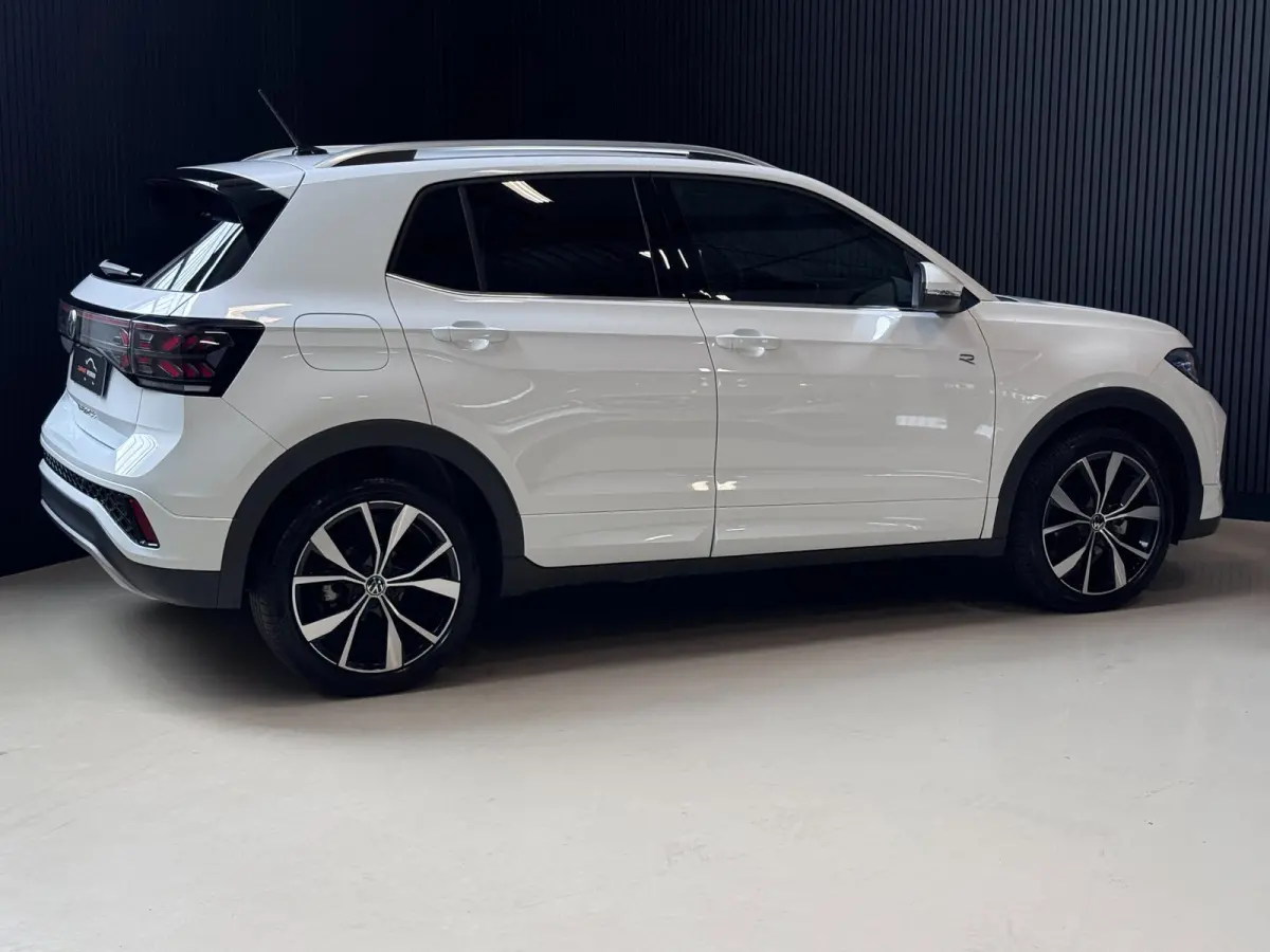 1.5 TSI 3X R-Line | IQ LIGHT | CAM | KEYLESS | FACELIFT