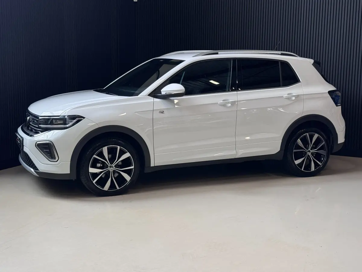 1.5 TSI 3X R-Line | IQ LIGHT | CAM | KEYLESS | FACELIFT