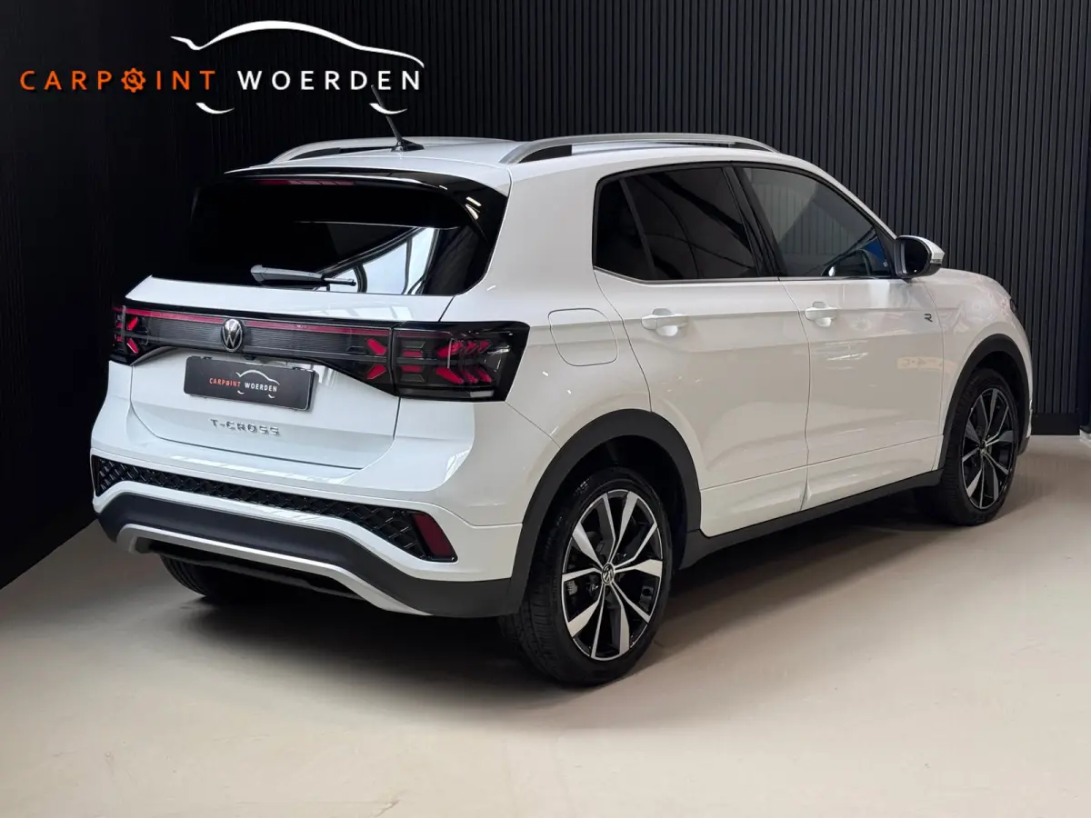 1.5 TSI 3X R-Line | IQ LIGHT | CAM | KEYLESS | FACELIFT