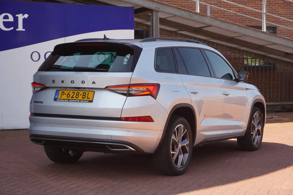1.5 TSI Sportline Business 7PERS+Comf/Functie-Pakket+Vitrual+Led+navi+camera+Flippers = SUPER PRIJS !!