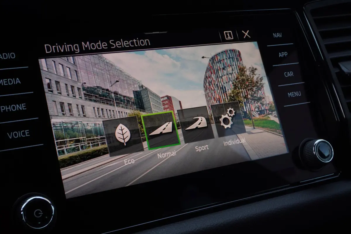 1.5 TSI Sportline Business 7PERS+Comf/Functie-Pakket+Vitrual+Led+navi+camera+Flippers = SUPER PRIJS !!