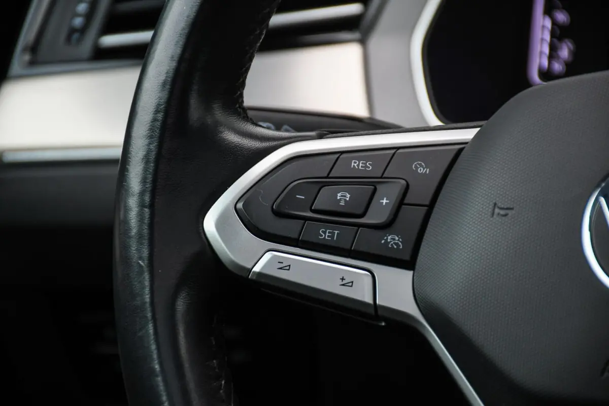 1.5 TSI Pano Trekhaak R-line Carplay
