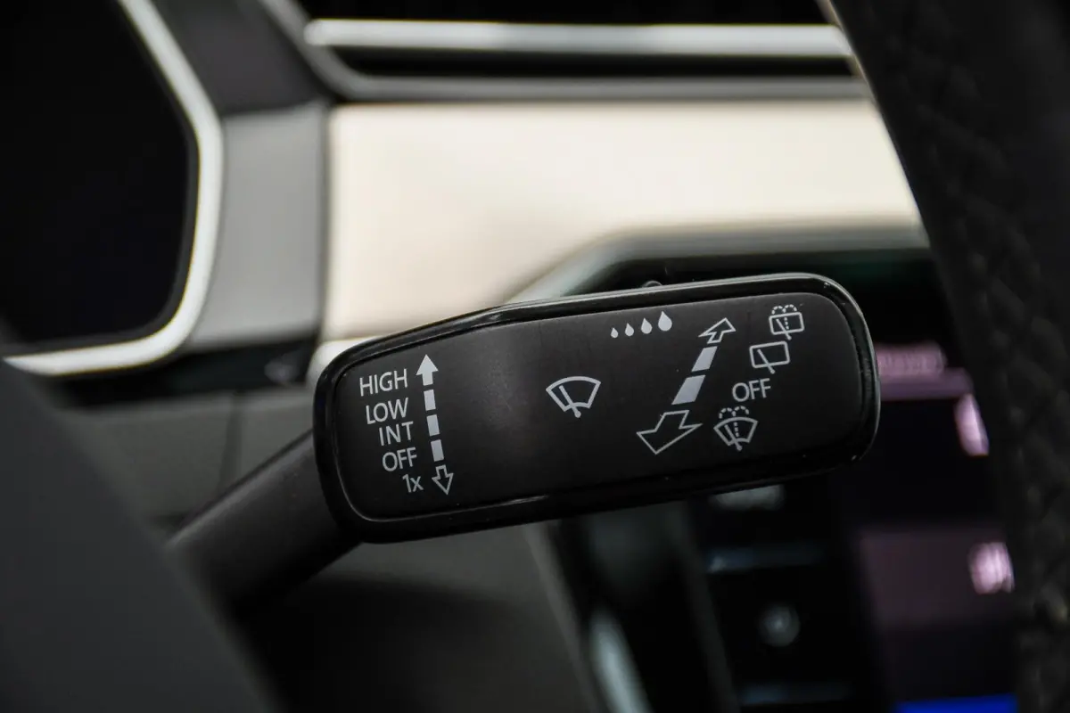 1.5 TSI Pano Trekhaak R-line Carplay