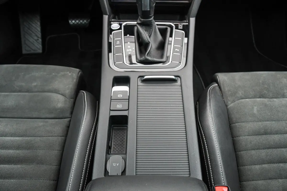 1.5 TSI Pano Trekhaak R-line Carplay