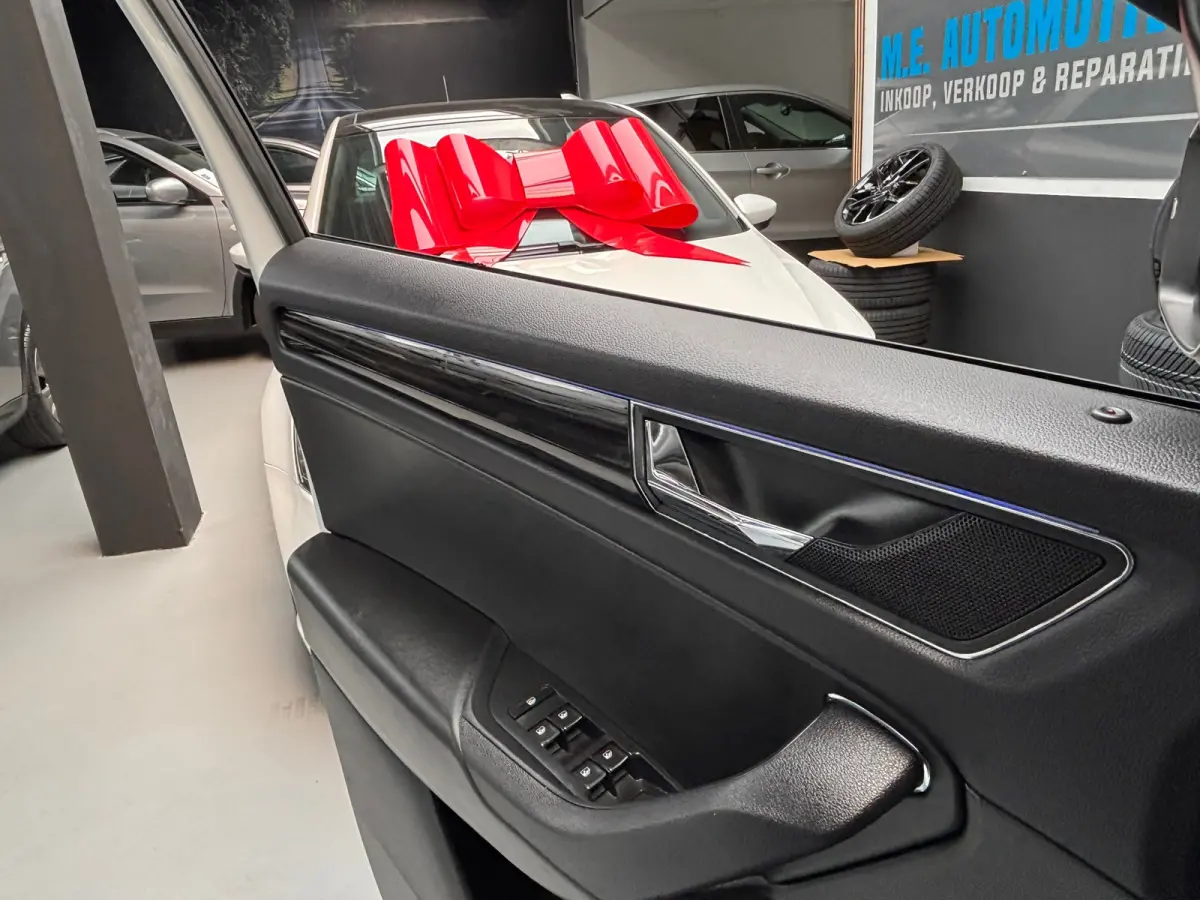 1.4 TSI ACT Style 7p. / Camera / Carplay / Stoelverwarming