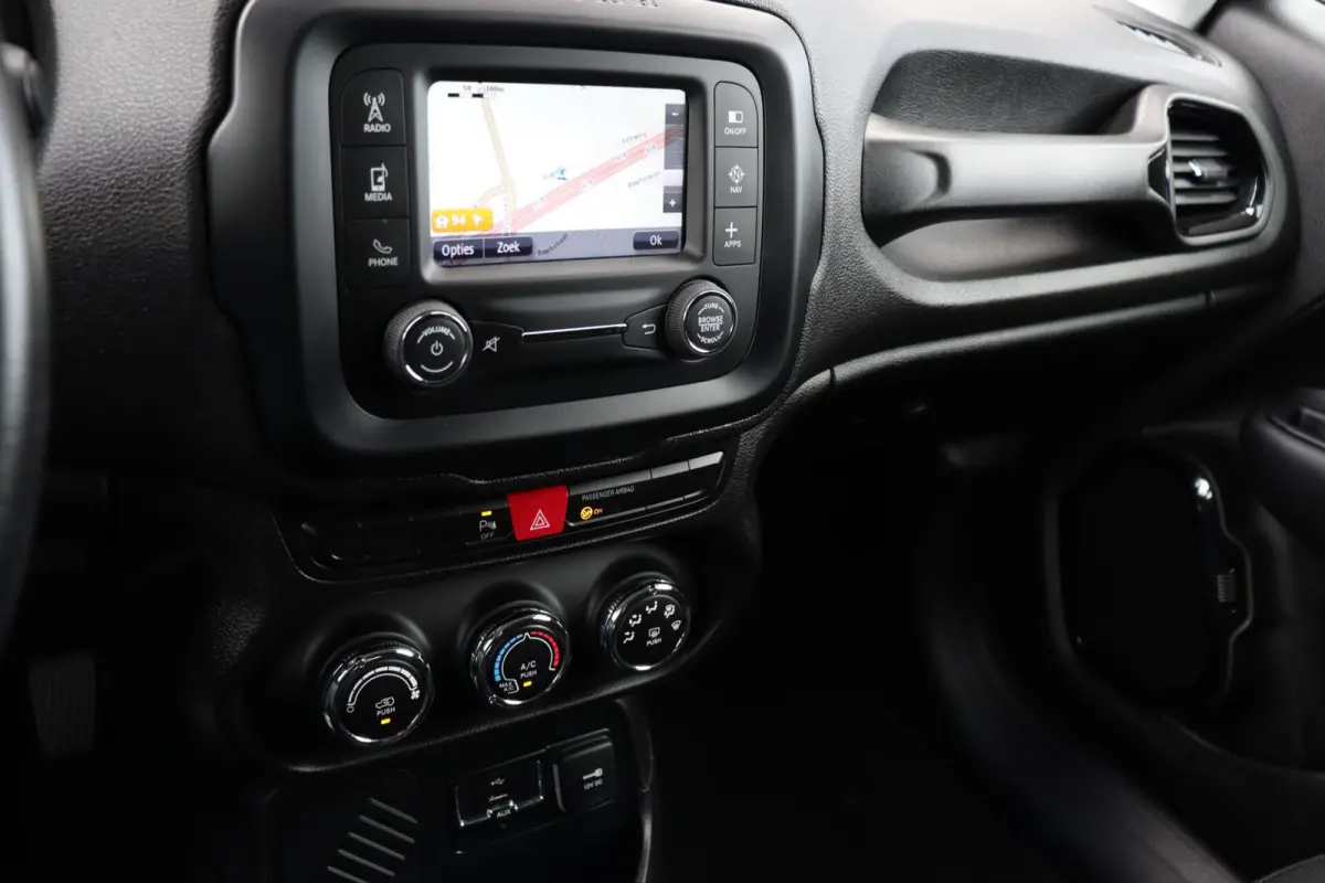 1.4 MultiAir Limited l AIRCO l NAVI l PDC l LMV
