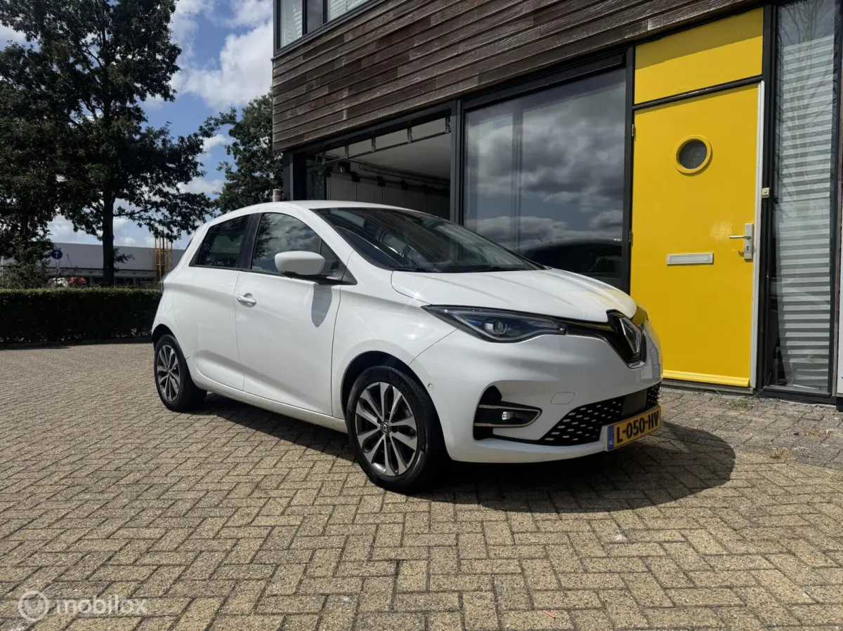 R135 Intens 52 kWh