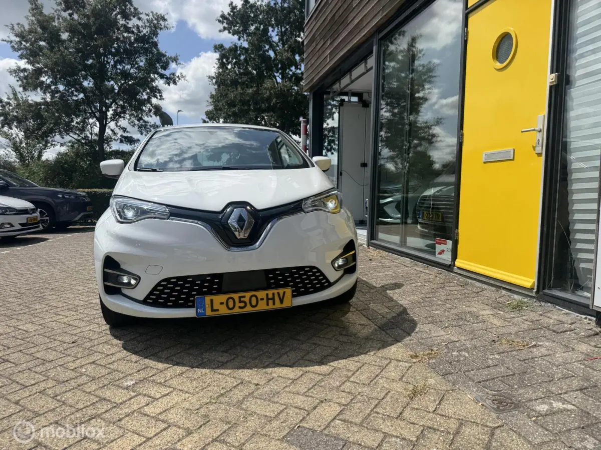R135 Intens 52 kWh