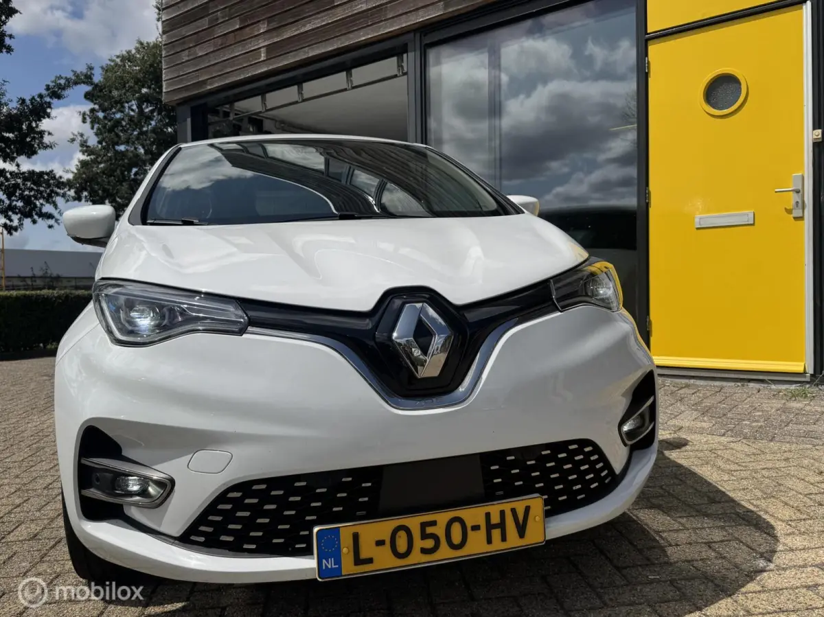 R135 Intens 52 kWh