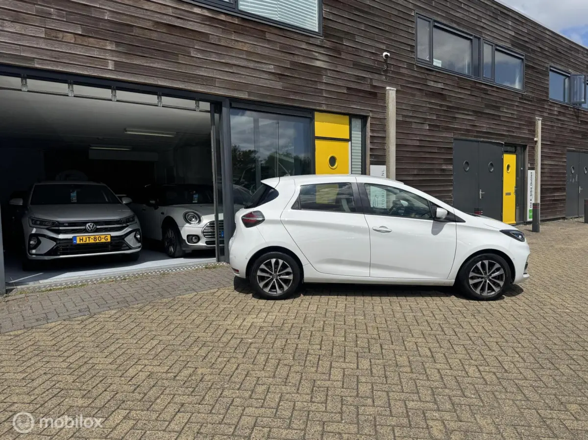 R135 Intens 52 kWh