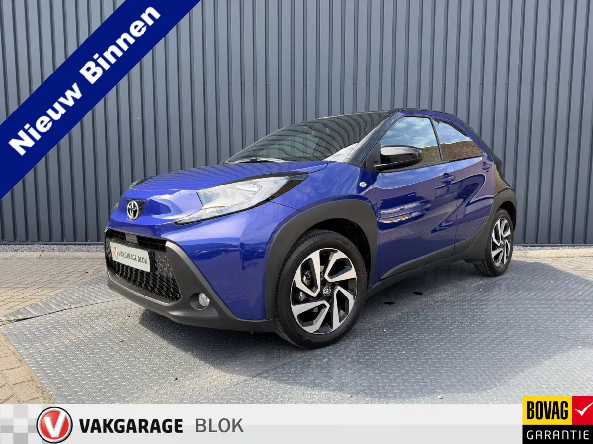 1.0 VVT-i S-CVT Premium | PDC V+A | 10jr GARANTIE | Rijklaar!!