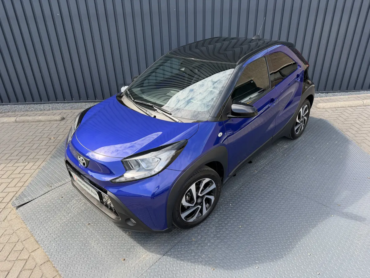1.0 VVT-i S-CVT Premium | PDC V+A | 10jr GARANTIE | Rijklaar!!
