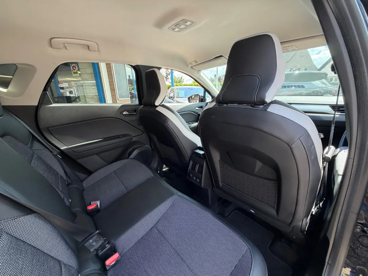 1.6 E-Tech Hybrid 145 Intens AUT NAVI NAP!