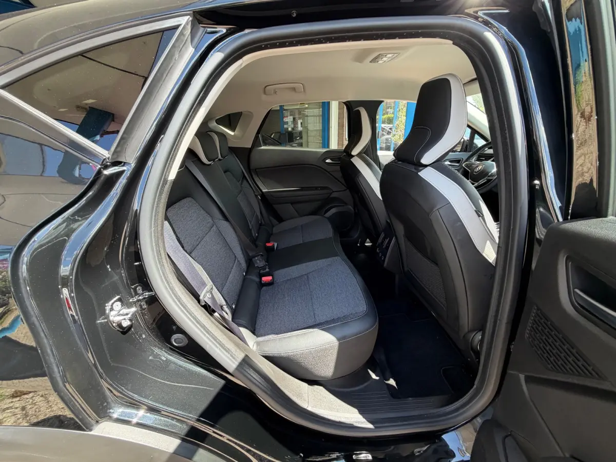 1.6 E-Tech Hybrid 145 Intens AUT NAVI NAP!