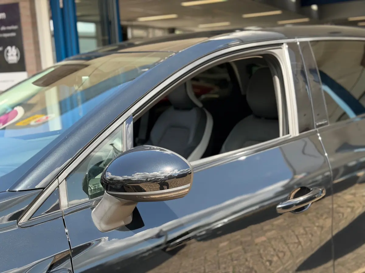 1.6 E-Tech Hybrid 145 Intens AUT NAVI NAP!
