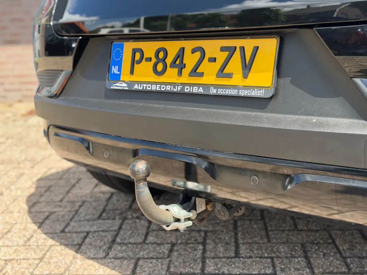 1.6 E-Tech Hybrid 145 Intens AUT NAVI NAP!