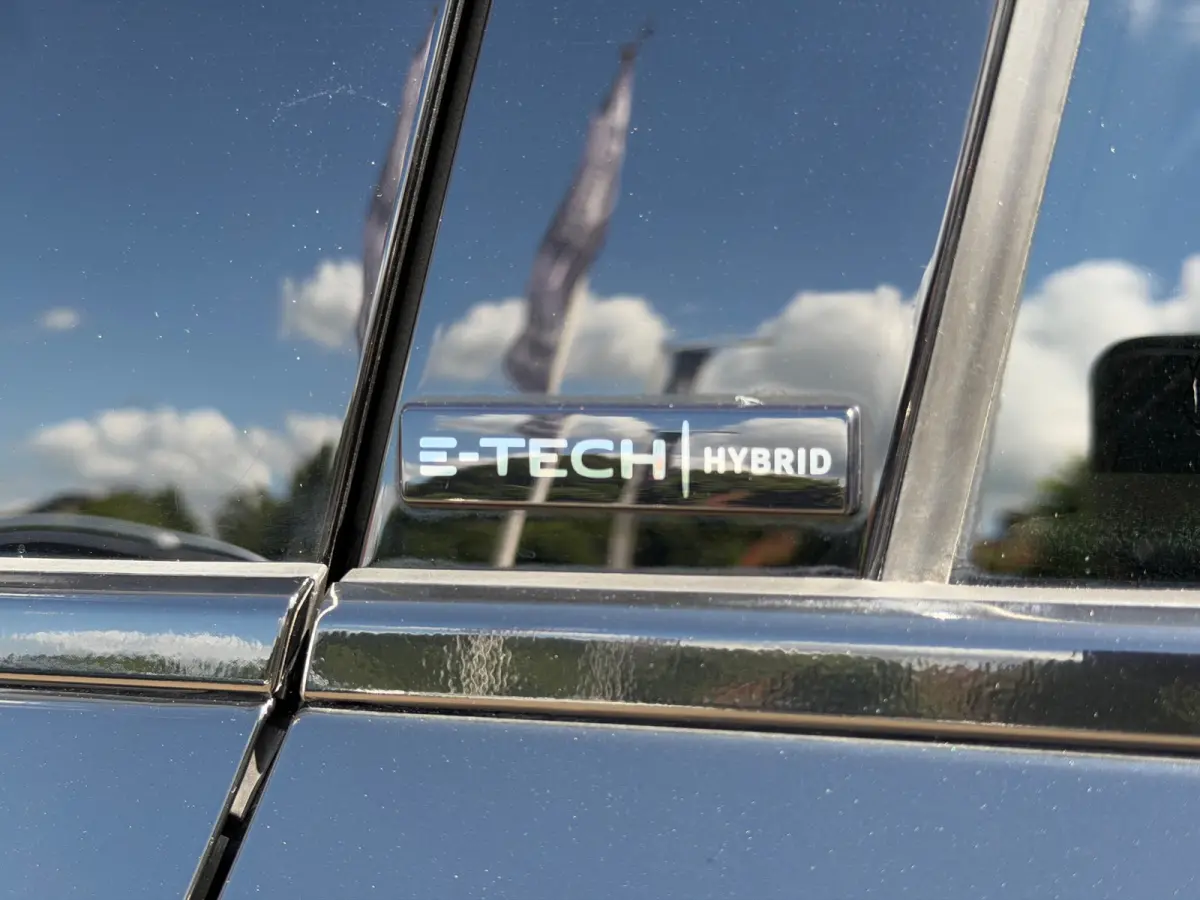 1.6 E-Tech Hybrid 145 Intens AUT NAVI NAP!