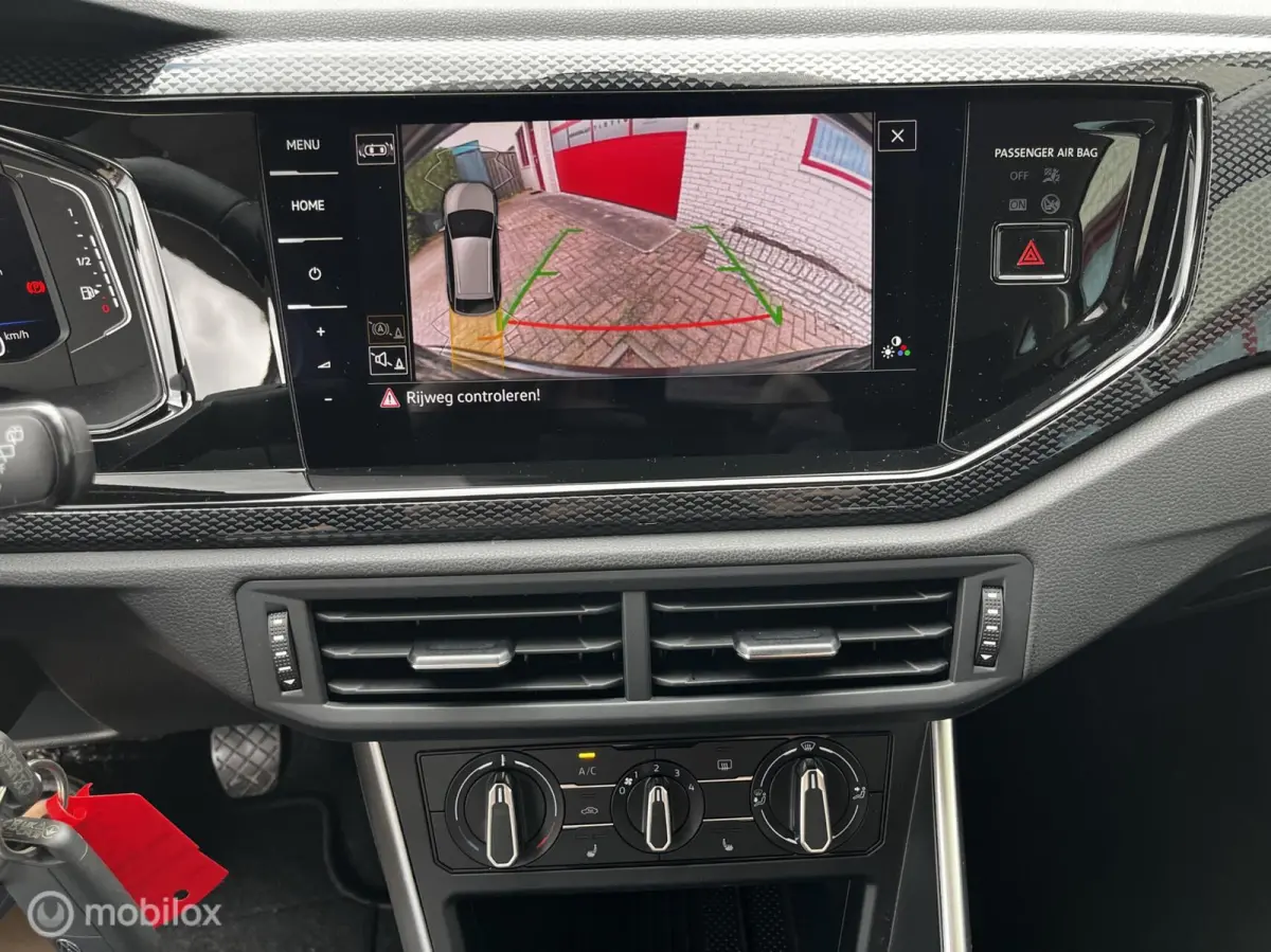 1.0 TSI Edition NAVI/CRUISE/CAMERA/PDC