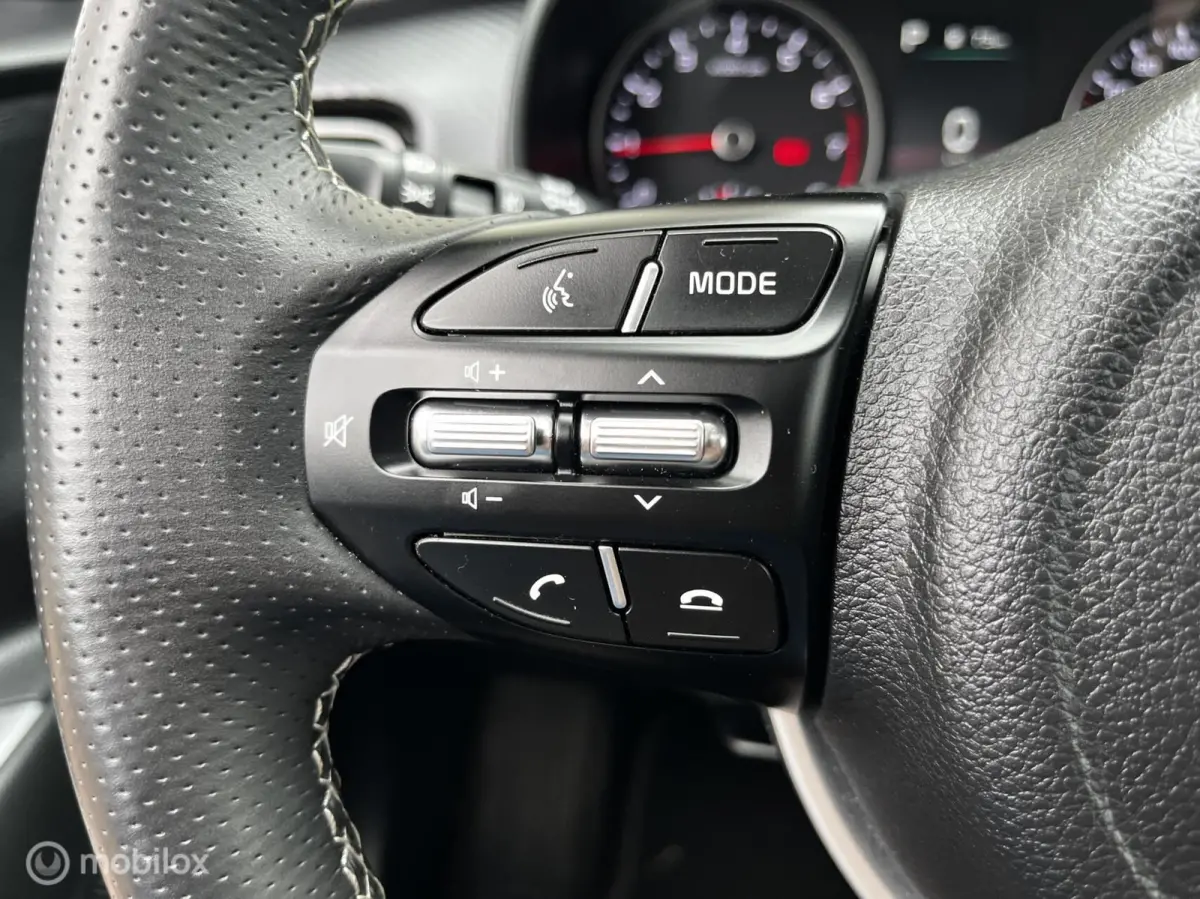1.0 T-GDi GT-line MHEV NAVI/SCHUIFDAK/AUTOMAAT