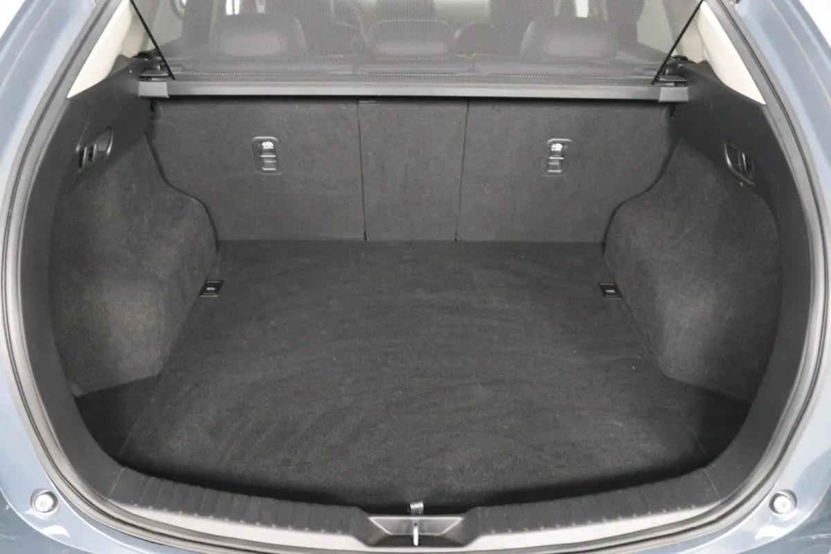 2.0 SkyActiv-G 165 Sportive | Trekhaak | BOSE | Stoel/Stuurverwarming | 360 Camera | Clima | LED | Keyless | Navi | Elk. Zetel | Cruise Adaptive | Parkeersensoren