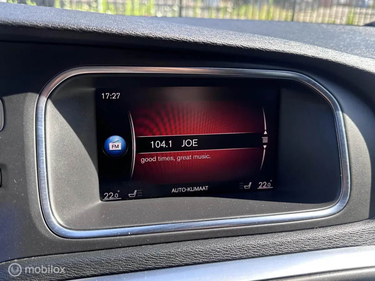 2.0 T2 R-Design|Parkeercamera|PDC V+A|Stoelverwarming|Navi