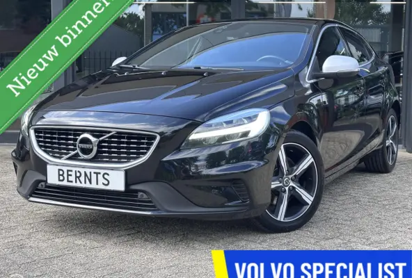 2.0 T2 R-Design|Parkeercamera|PDC V+A|Stoelverwarming|Navi