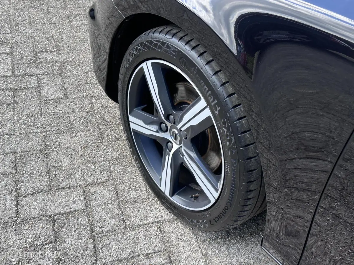2.0 T2 R-Design|Parkeercamera|PDC V+A|Stoelverwarming|Navi