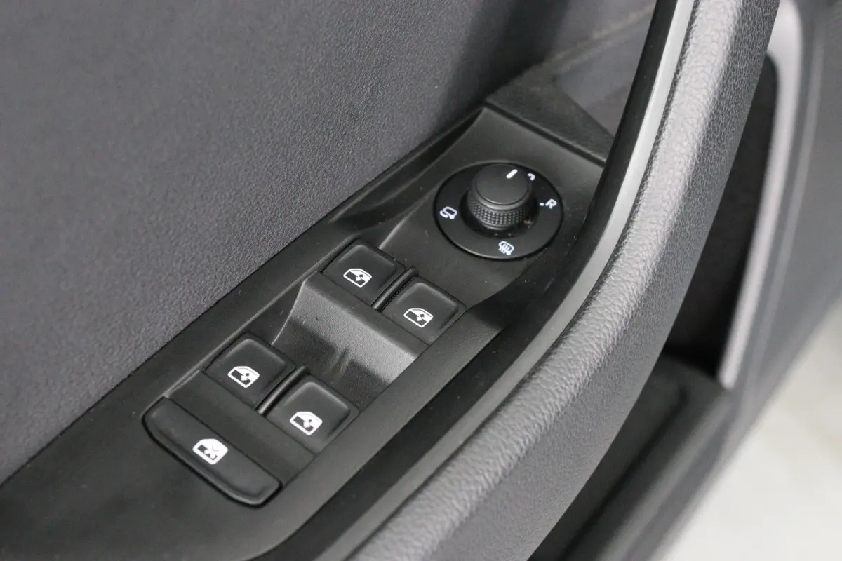 1.5 TSI ACT Business Edition | Dealer Onderhouden! | Trekhaak | LED | Memory Zetel | Cruise Adaptive | Stoelverwarming | Navi | Clima | Parkeersensoren | Lichtmetalen Velgen