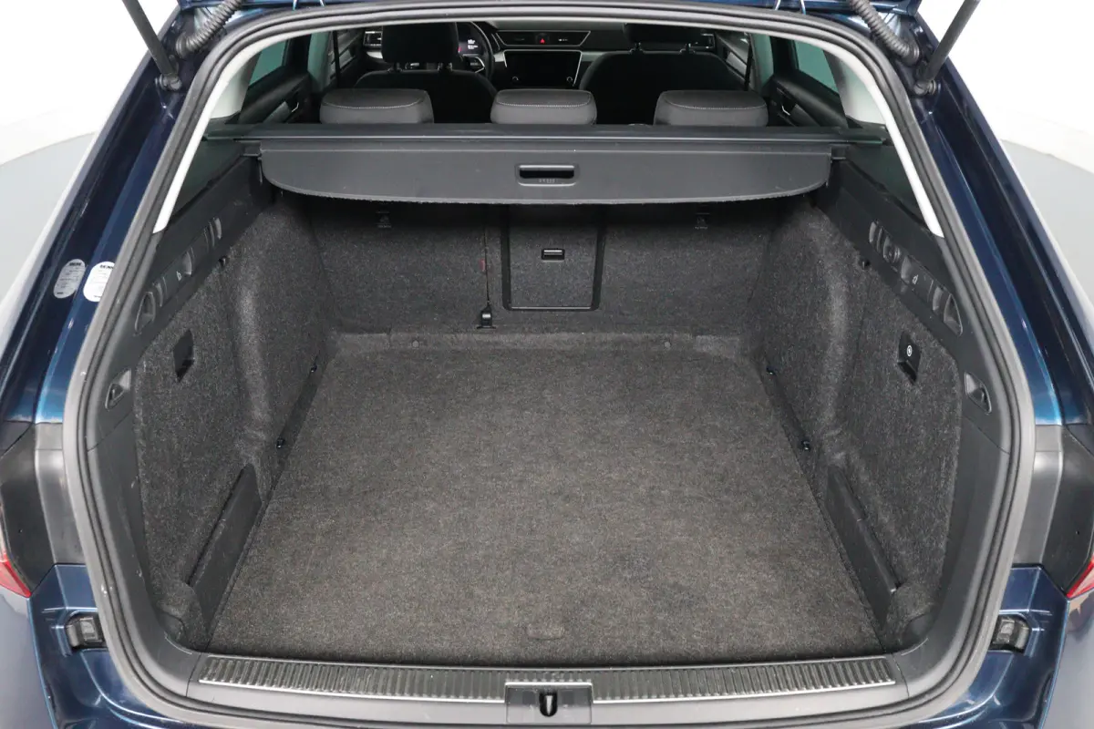 1.5 TSI ACT Business Edition | Dealer Onderhouden! | Trekhaak | LED | Memory Zetel | Cruise Adaptive | Stoelverwarming | Navi | Clima | Parkeersensoren | Lichtmetalen Velgen