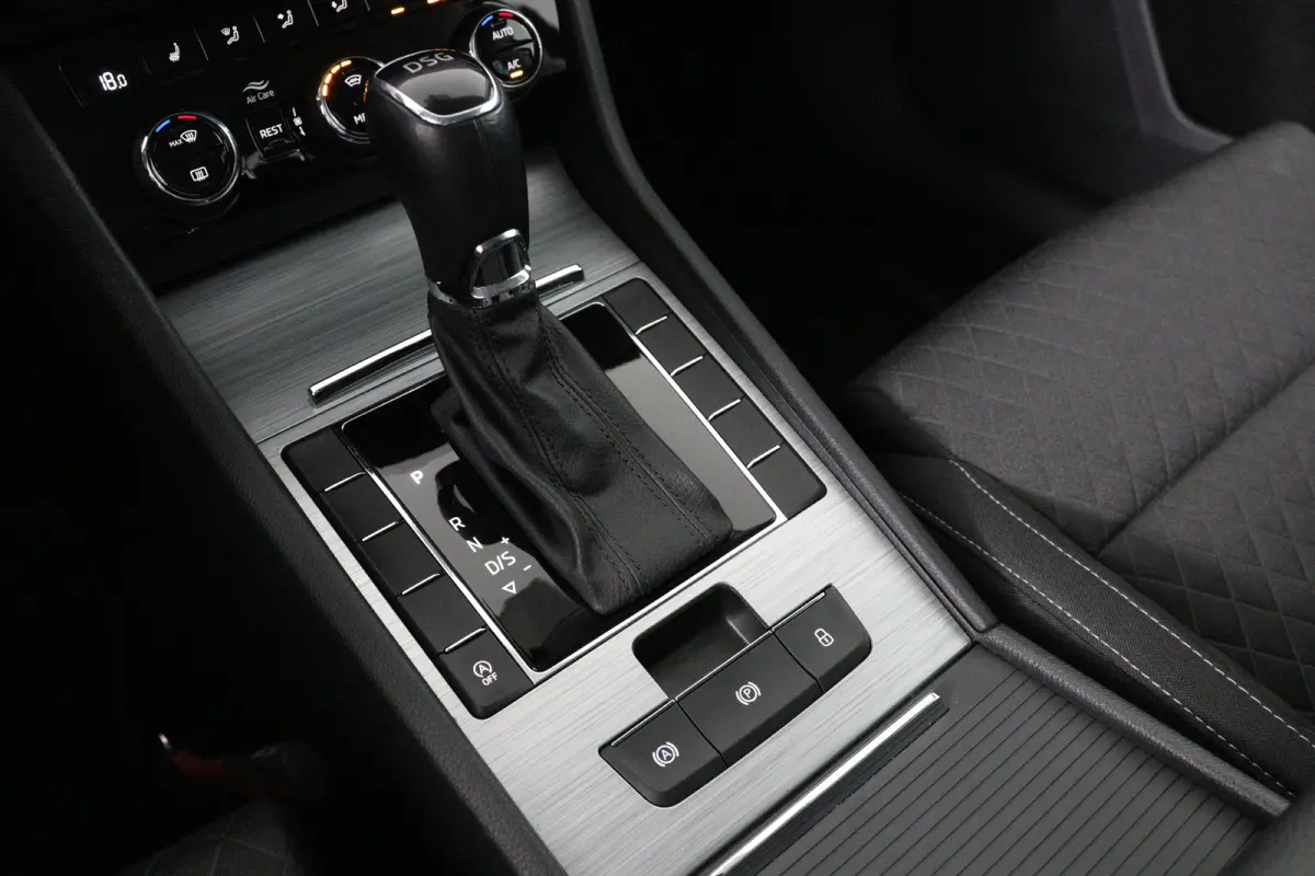 1.5 TSI ACT Business Edition | Dealer Onderhouden! | Trekhaak | LED | Memory Zetel | Cruise Adaptive | Stoelverwarming | Navi | Clima | Parkeersensoren | Lichtmetalen Velgen