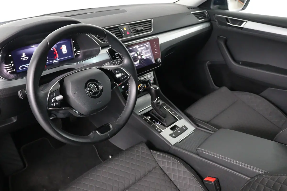 1.5 TSI ACT Business Edition | Dealer Onderhouden! | Trekhaak | LED | Memory Zetel | Cruise Adaptive | Stoelverwarming | Navi | Clima | Parkeersensoren | Lichtmetalen Velgen