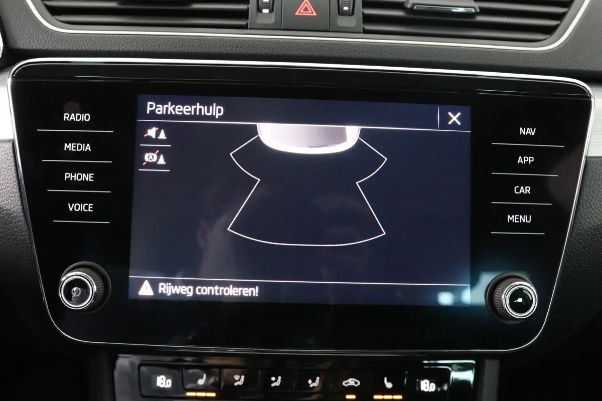 1.5 TSI ACT Business Edition | Dealer Onderhouden! | Trekhaak | LED | Memory Zetel | Cruise Adaptive | Stoelverwarming | Navi | Clima | Parkeersensoren | Lichtmetalen Velgen