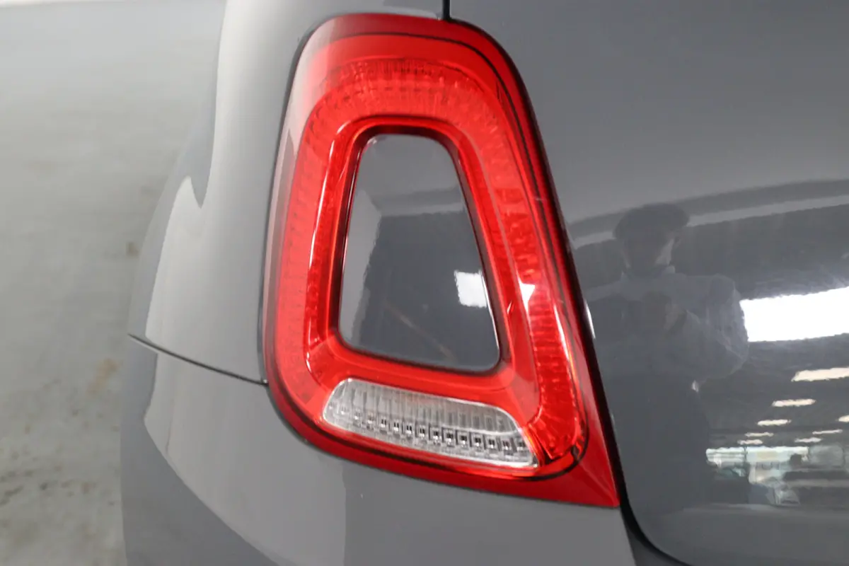 1.0 Hybrid Cult | Dealer Onderhouden! | Navigatie | Cruise Control | Airco | Lichtmetalen Velgen | DAB
