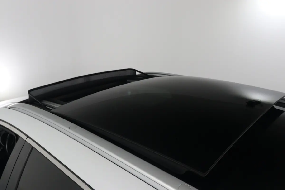 1.0 T-GDi GT-Line | Dealer Onderhouden! | 1e Eigenaar! | Open Dak | Stoel/Stuur Verwarming | LED | Camera | Clima | Navi | Cruise Control | Parkeersensoren | Lichtmetalen Velgen