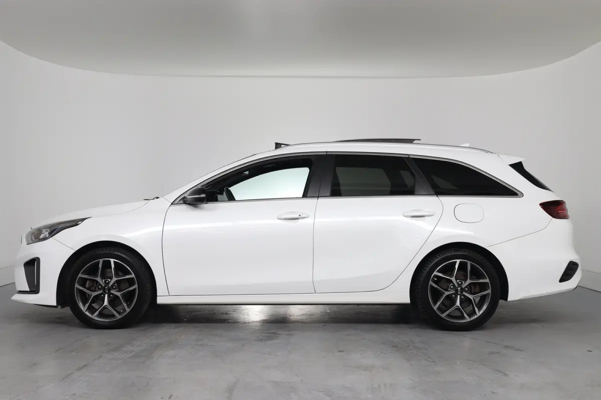 1.0 T-GDi GT-Line | Dealer Onderhouden! | 1e Eigenaar! | Open Dak | Stoel/Stuur Verwarming | LED | Camera | Clima | Navi | Cruise Control | Parkeersensoren | Lichtmetalen Velgen